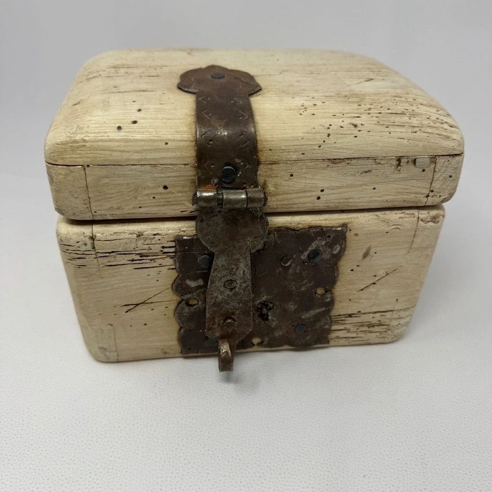 Vintage Wood Cigar Box Locking Hasp NORMA Hinges Distressed No Key 8in